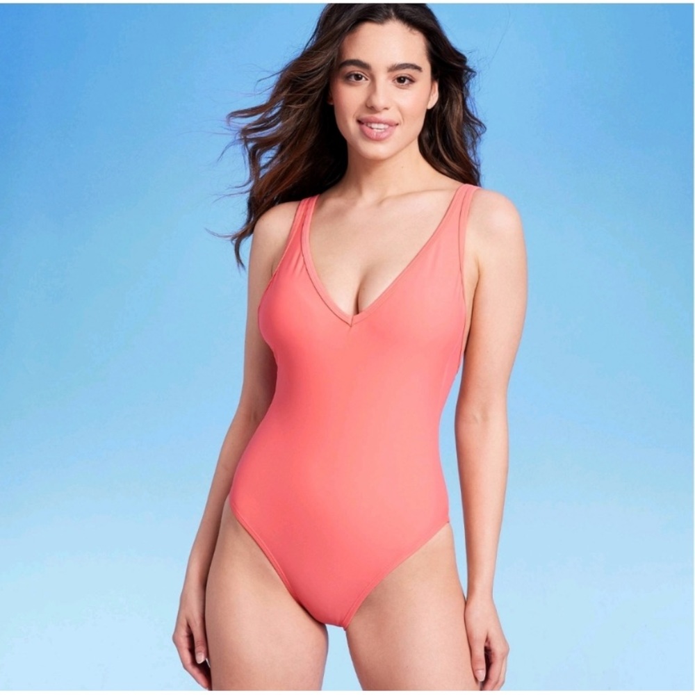 NWT Size Medium Kona Sol V-Neck One Piece Swimsuit Peach Women’s Bathing Suit